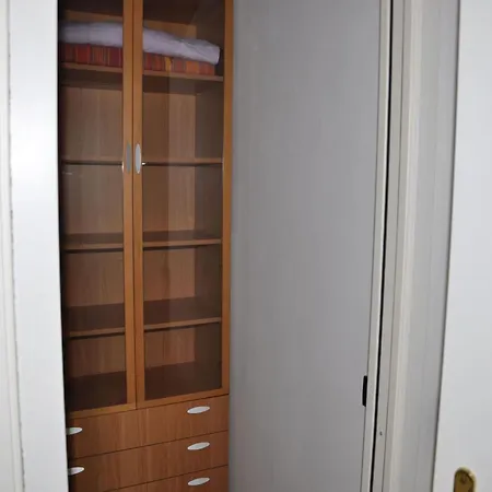 Vibrant In With Swimming Pool Near 2 Lakes * לאזיסה