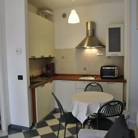 Vibrant In With Swimming Pool Near 2 Lakes * לאזיסה